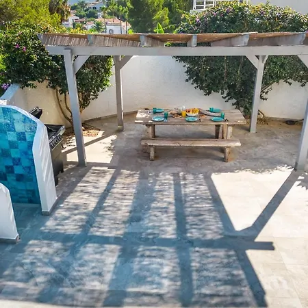 Vista Del Mar Villa *